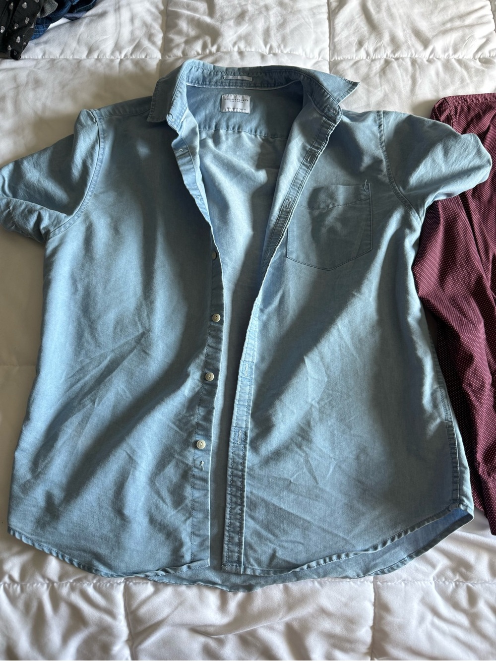Denim & Flower Light Blue Short-Sleeve Button-Down Shirt